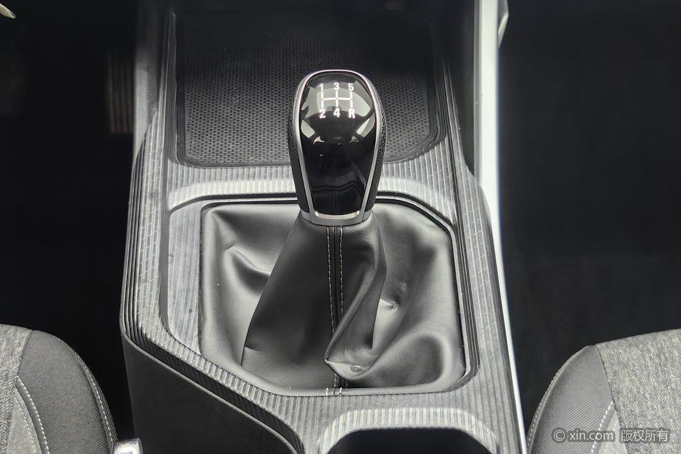 Geely Emgrand — фотографии объявления, Фото 18
