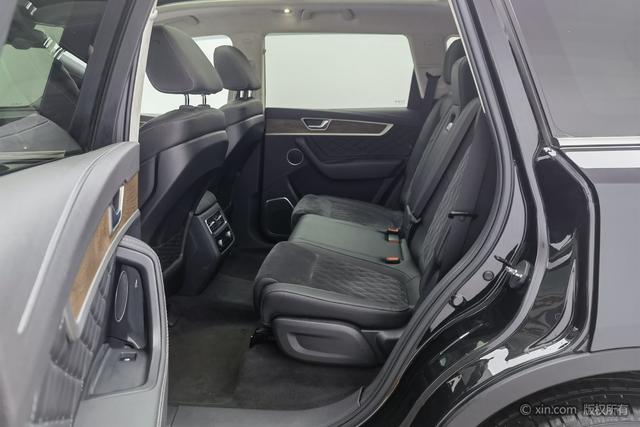 Red flag HS7 2022 Черный из Китая, фото 4