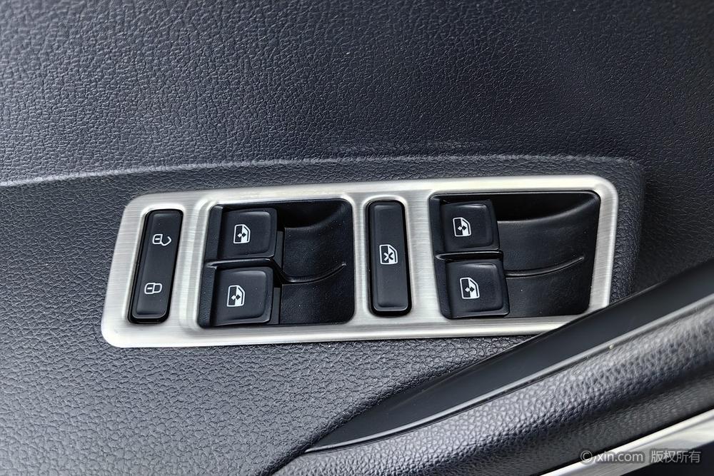 Заказать Volkswagen Jetta 2019 года за 1 162 033 ₽  из Китая