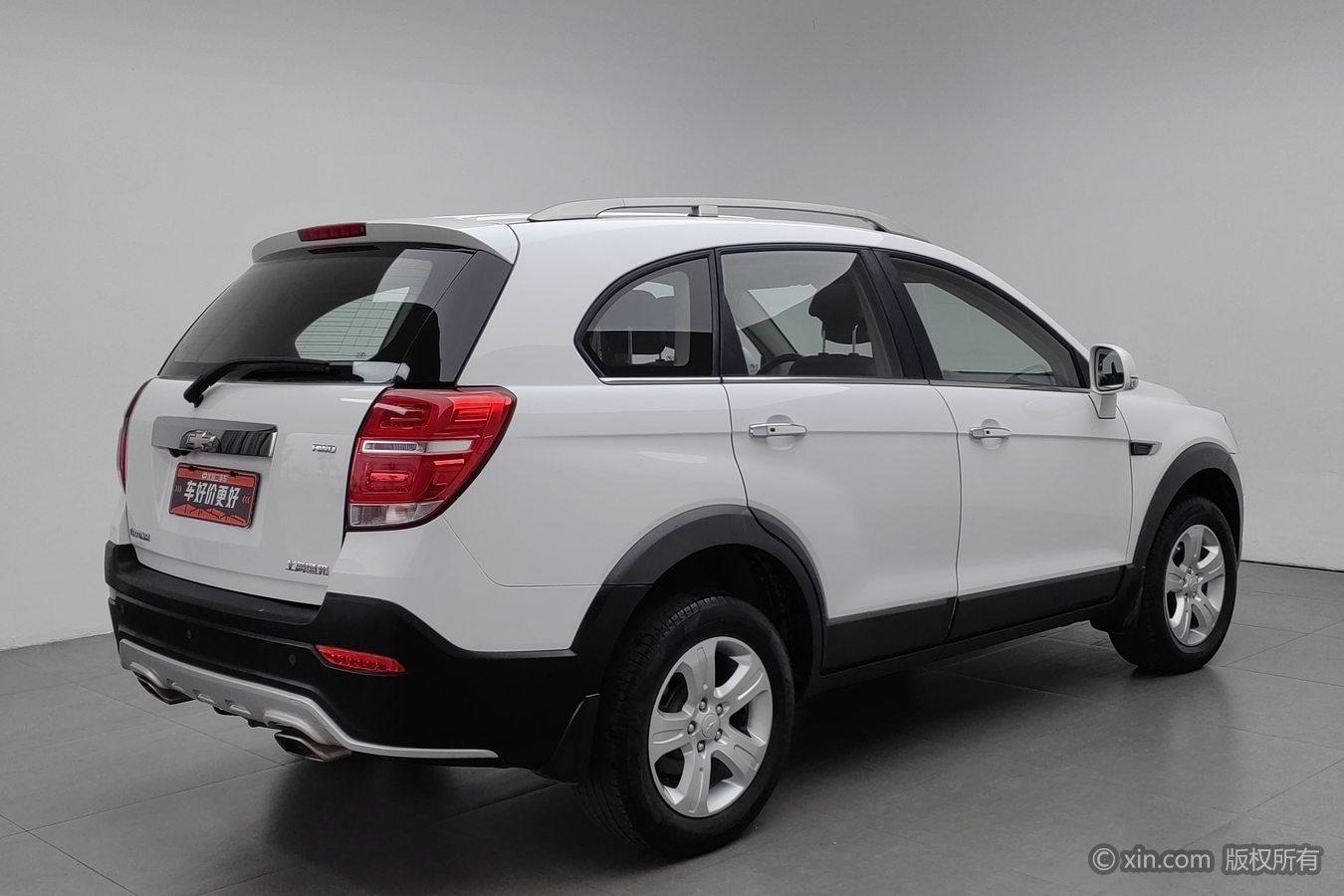 Chevrolet Captiva 2015 2.4L Luxury 5 мест