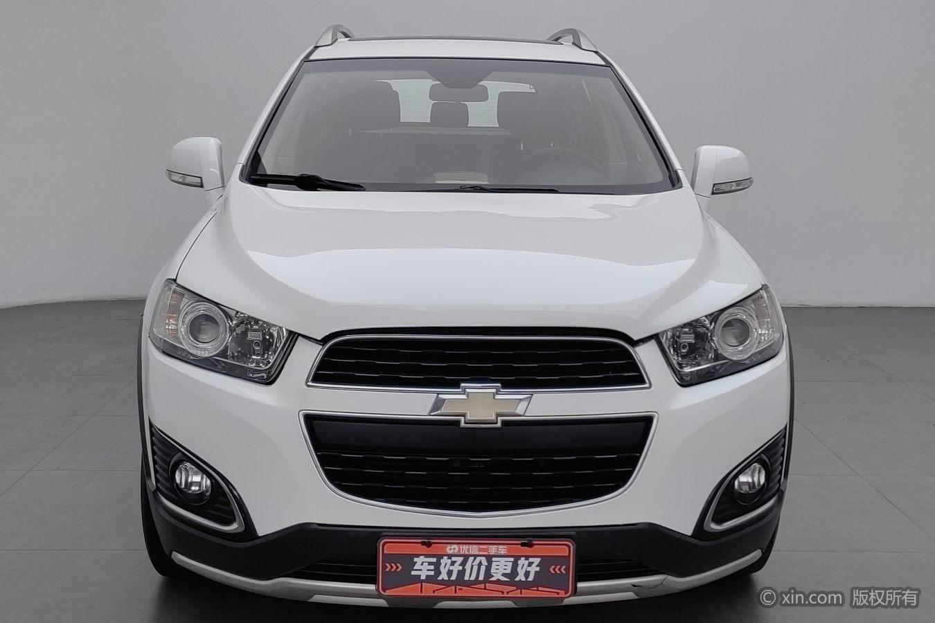 Chevrolet Captiva 2015 2.4L Luxury 5 мест
