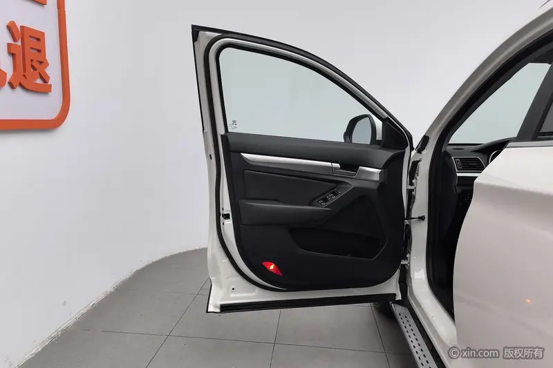 BAIC Senova X65 — фото 16