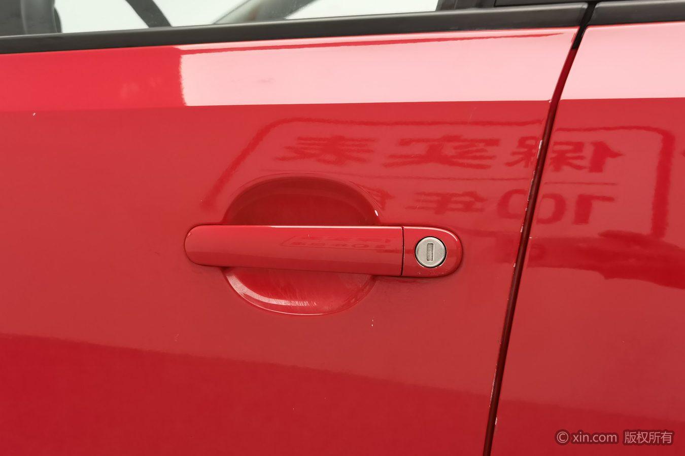 Volkswagen Polo 2014 1.4L MT