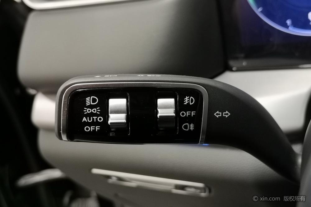 Hongqi HS7 PHEV, фото 15