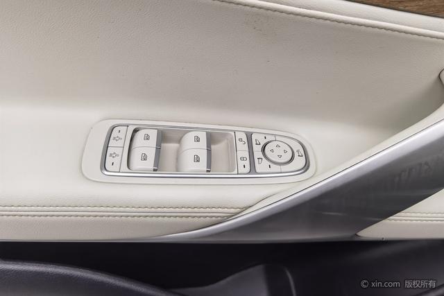 Denza X PHEV id 3804786 из Китая 13