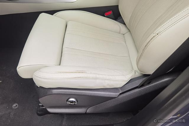 Denza X PHEV id 3804786 из Китая 21