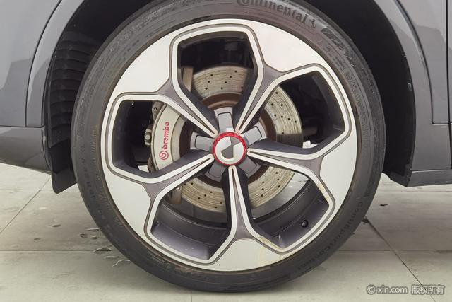 Denza X PHEV id 3804786 из Китая 24