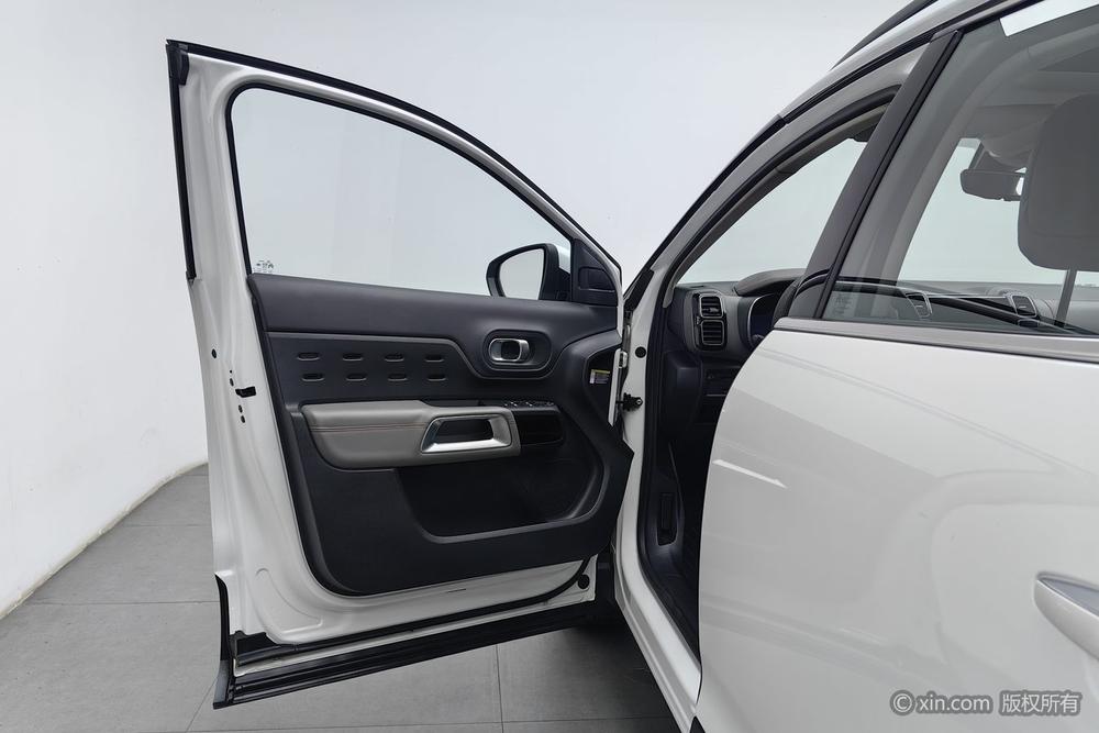 Citroën C5 Aircross, фото 21