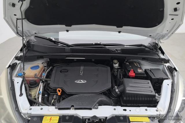 Chery Arrizo 5 2016 1.5 L CVT — фото 6