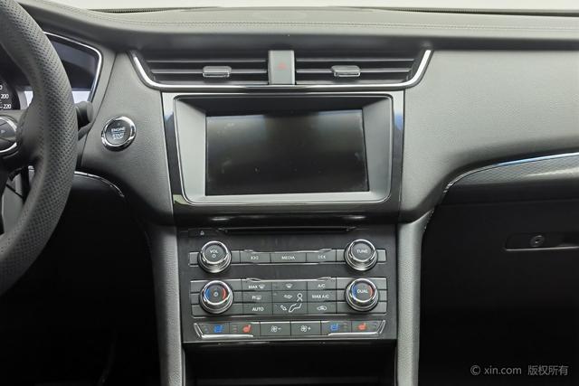 Ford Taurus 2017 Eco Boost 245 — фото 13