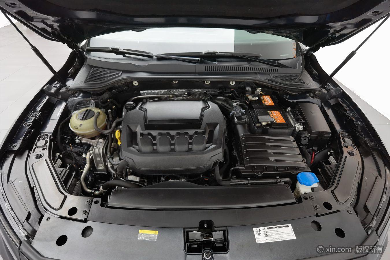 Volkswagen Passat 2023 330TSI Elite