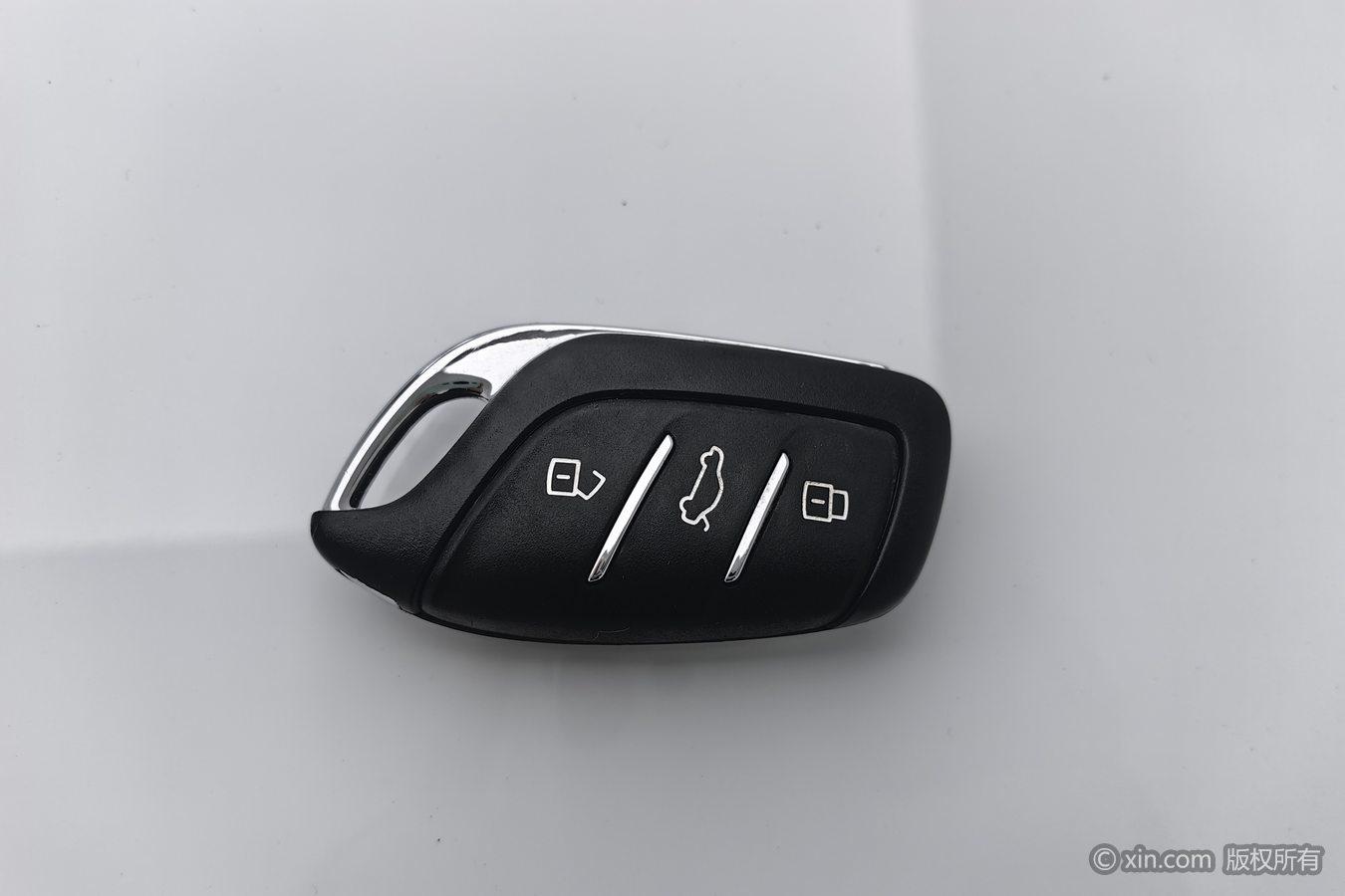 Roewe i5 — фотографии объявления, Фото 11