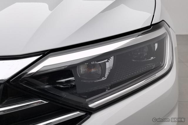 Volkswagen Sagitar 2021 280 TSI DSG — фото 7