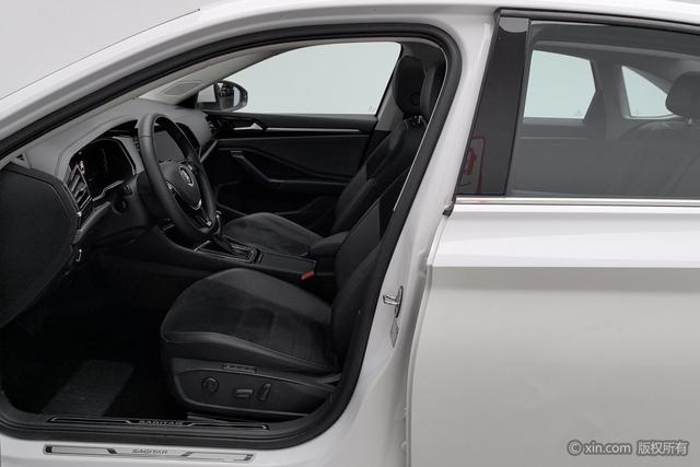 Volkswagen Sagitar 2021 280 TSI DSG — фото 18
