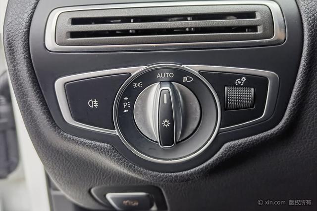 Mercedes-Benz C-Class 2020 C 260 — фото 16