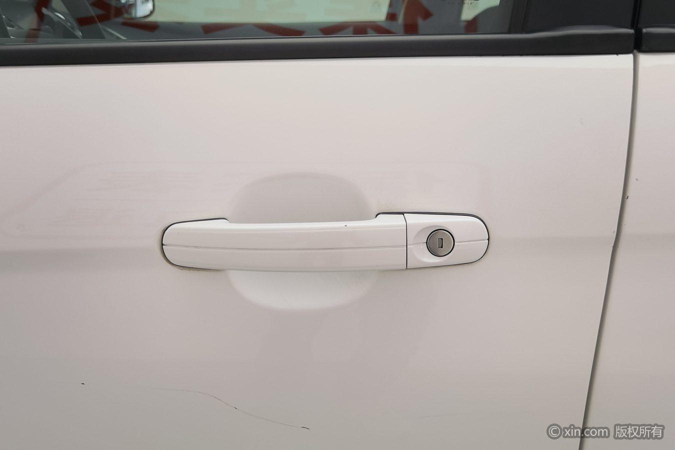 Ford Focus 2012 1.6L AT