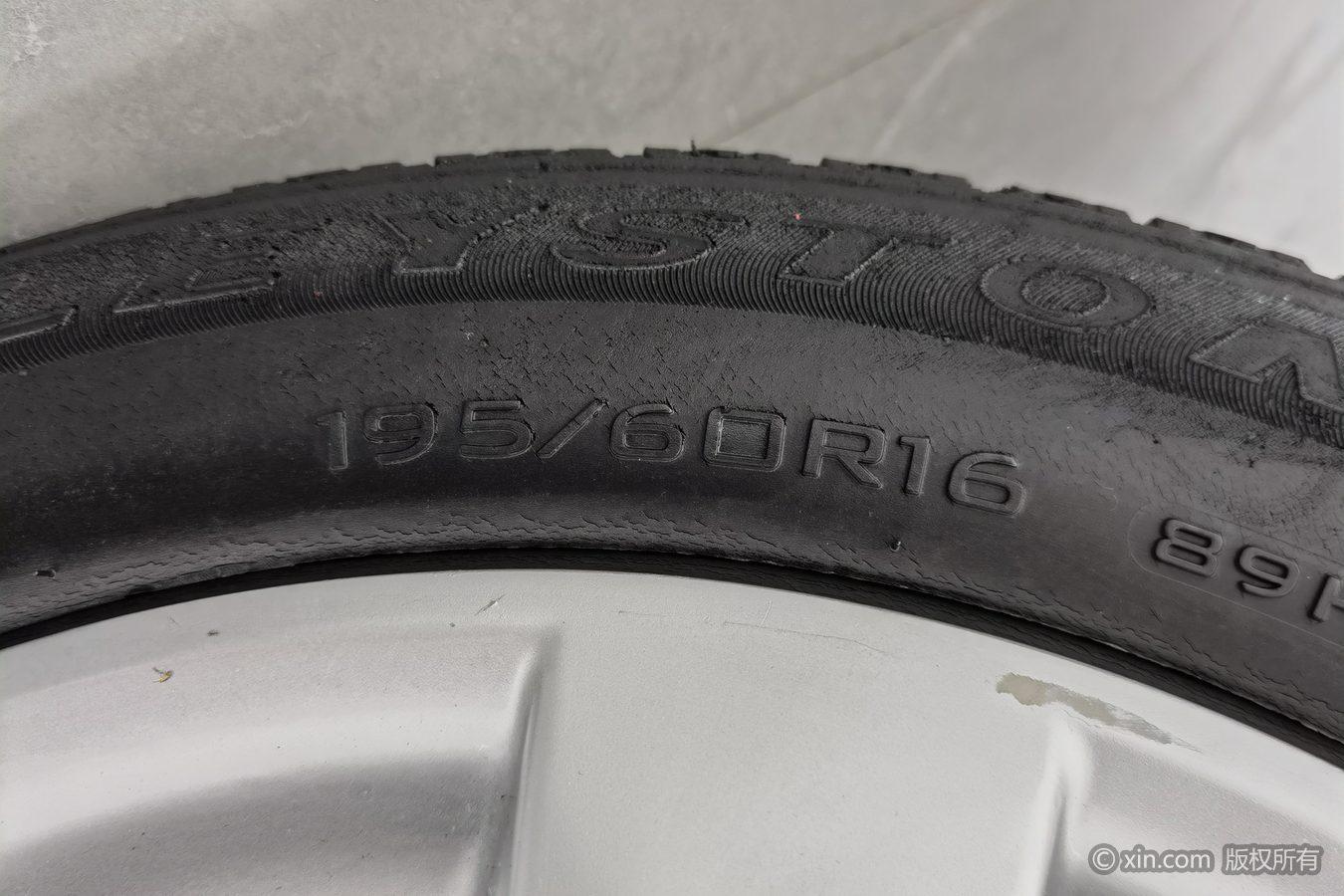 Nissan Tiida 2011 1.6L CVT Comfort