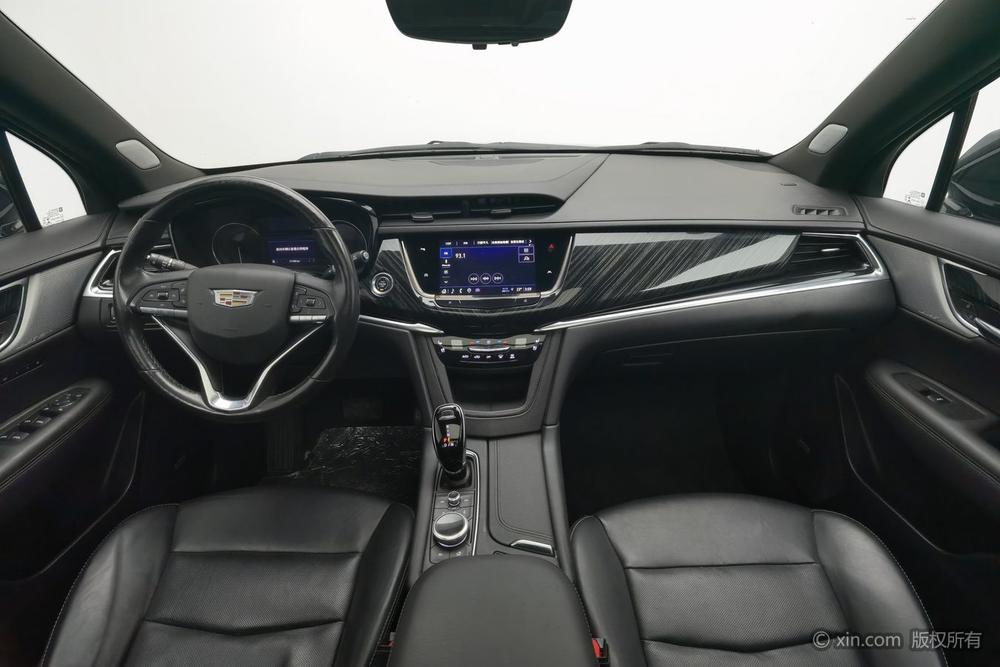 Cadillac XT6, фото 12