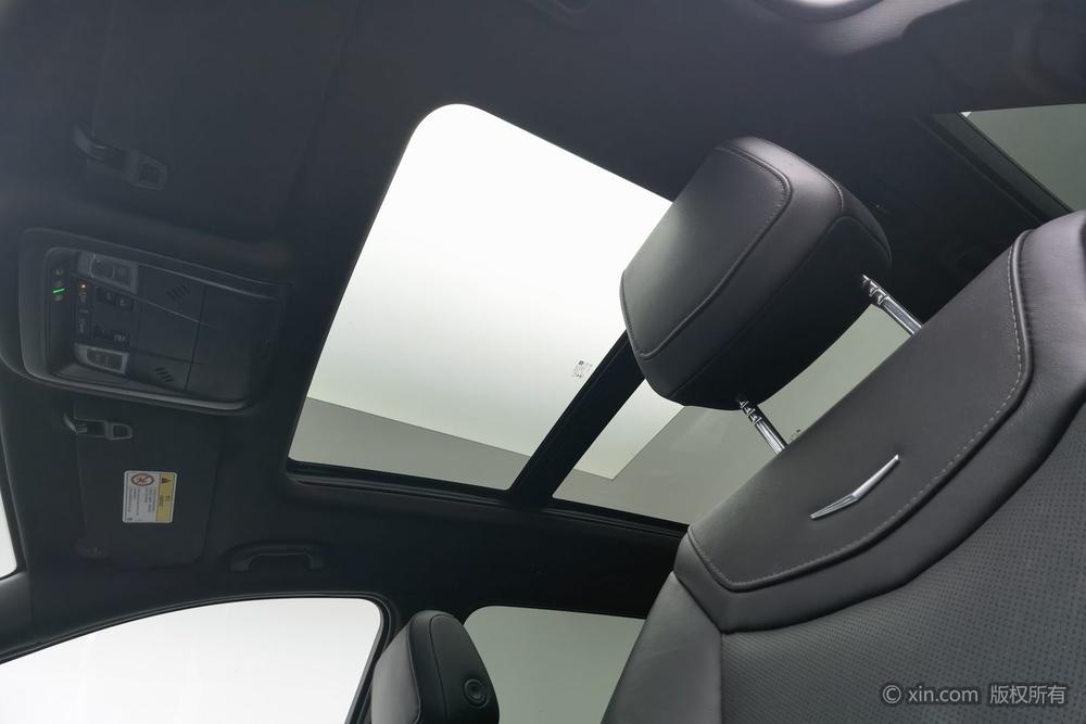 Cadillac XT6, фото 21