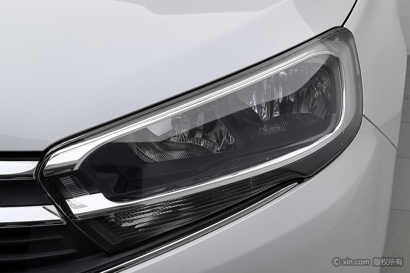 Citroen C4 2016 1.6L AT Luxury