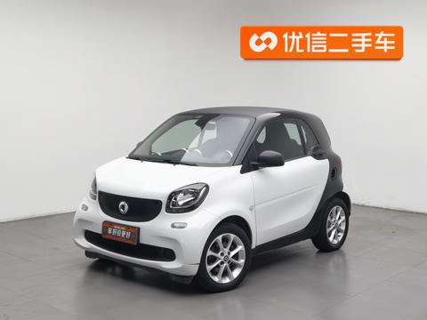 Smart fortwo 2015 1.0L 52