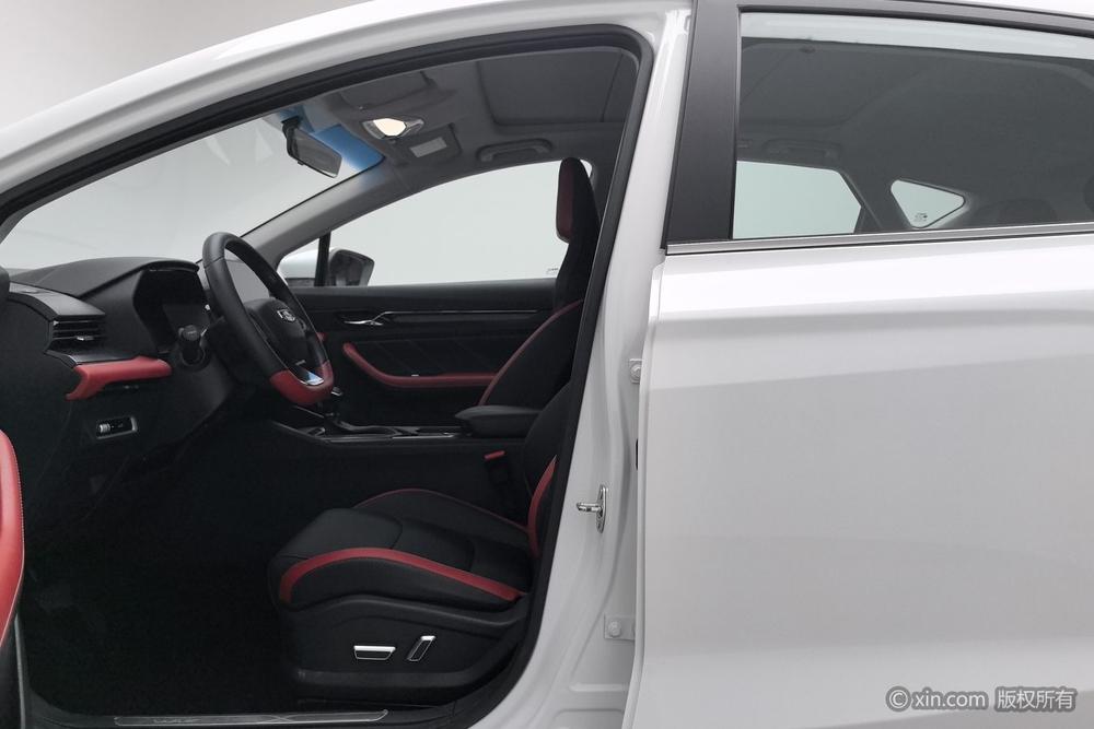 Geely Emgrand S, фото 17
