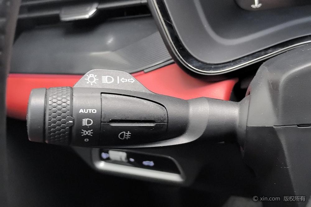 Geely Emgrand S, фото 16