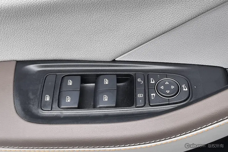 BYD Qin Plus — фото 16