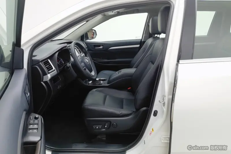 Toyota Highlander 2.0 T 4 WD Luxury 7 — фото 13