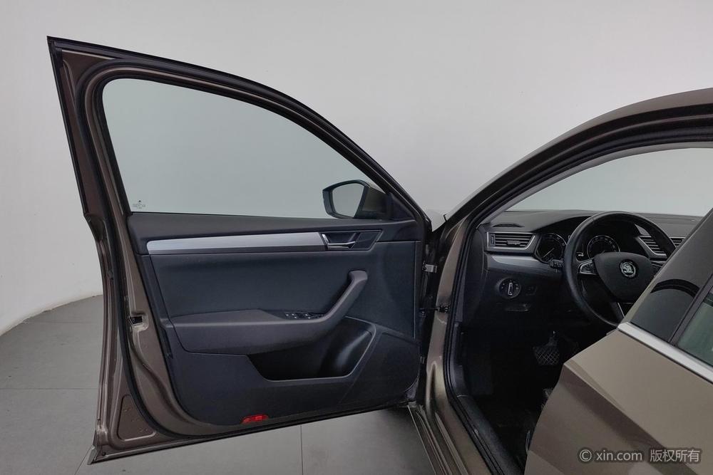 Skoda Superb, фото 22