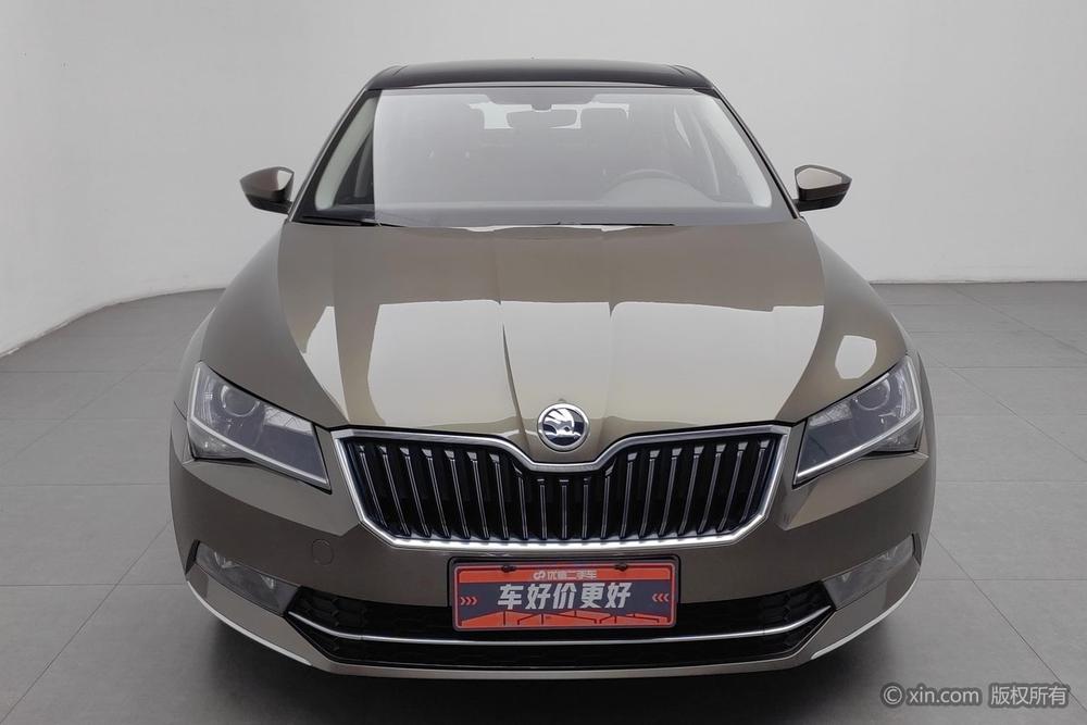 Skoda Superb, фото 2