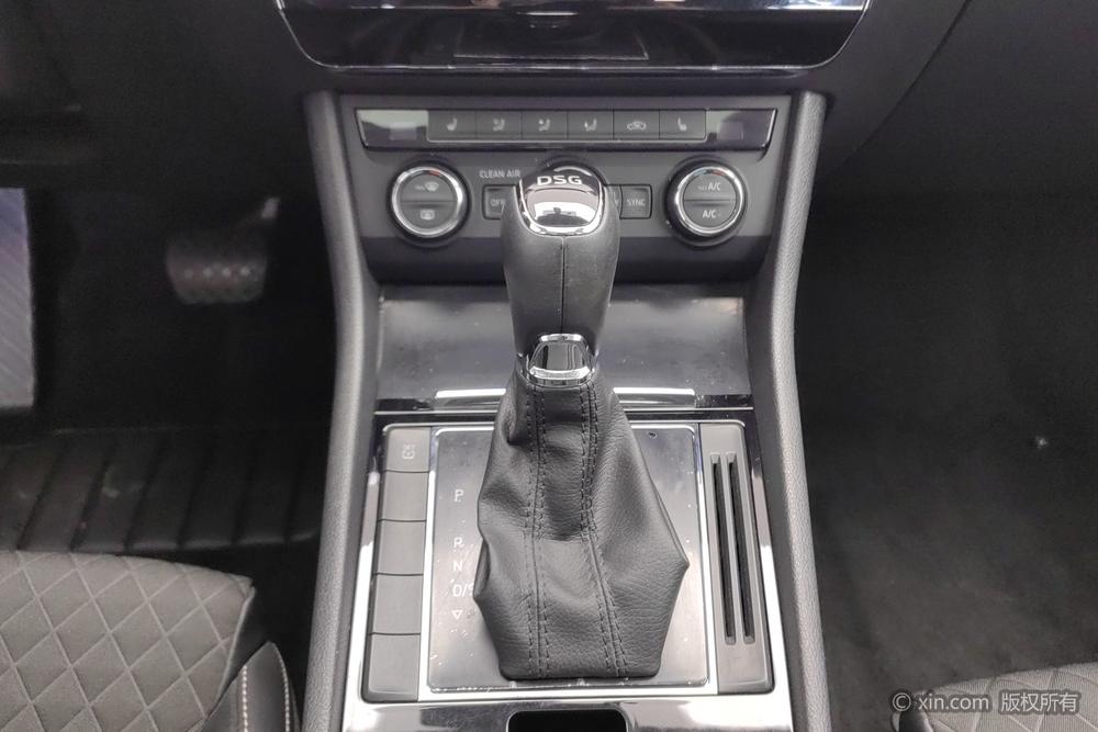Skoda Superb, фото 15