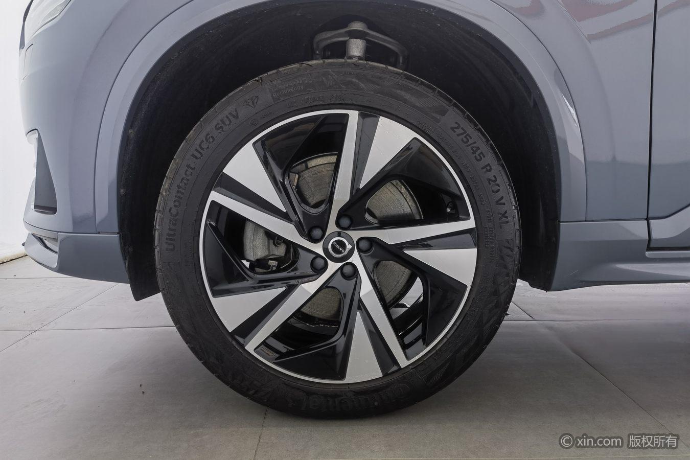 Volvo XC90 2020 T6 Sport 7 мест
