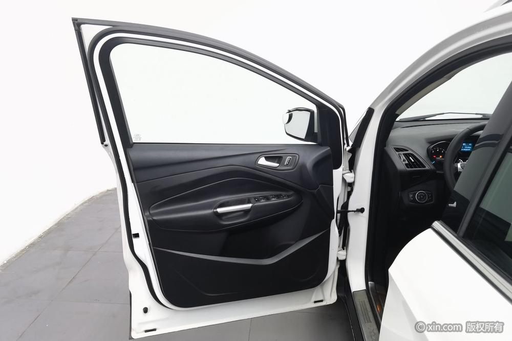 Ford Kuga, фото 22