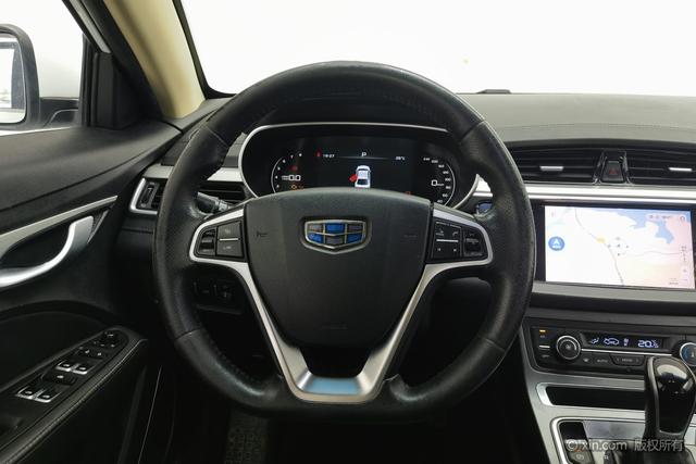 Geely Emgrand 2018 1.5 L CVT — фото 14