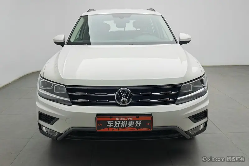 Volkswagen Tiguan L — фото 2