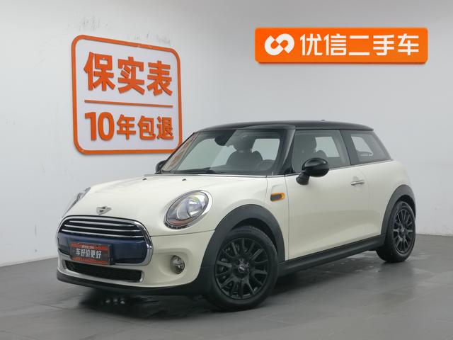 MINI Cabrio 2016 года выпуска