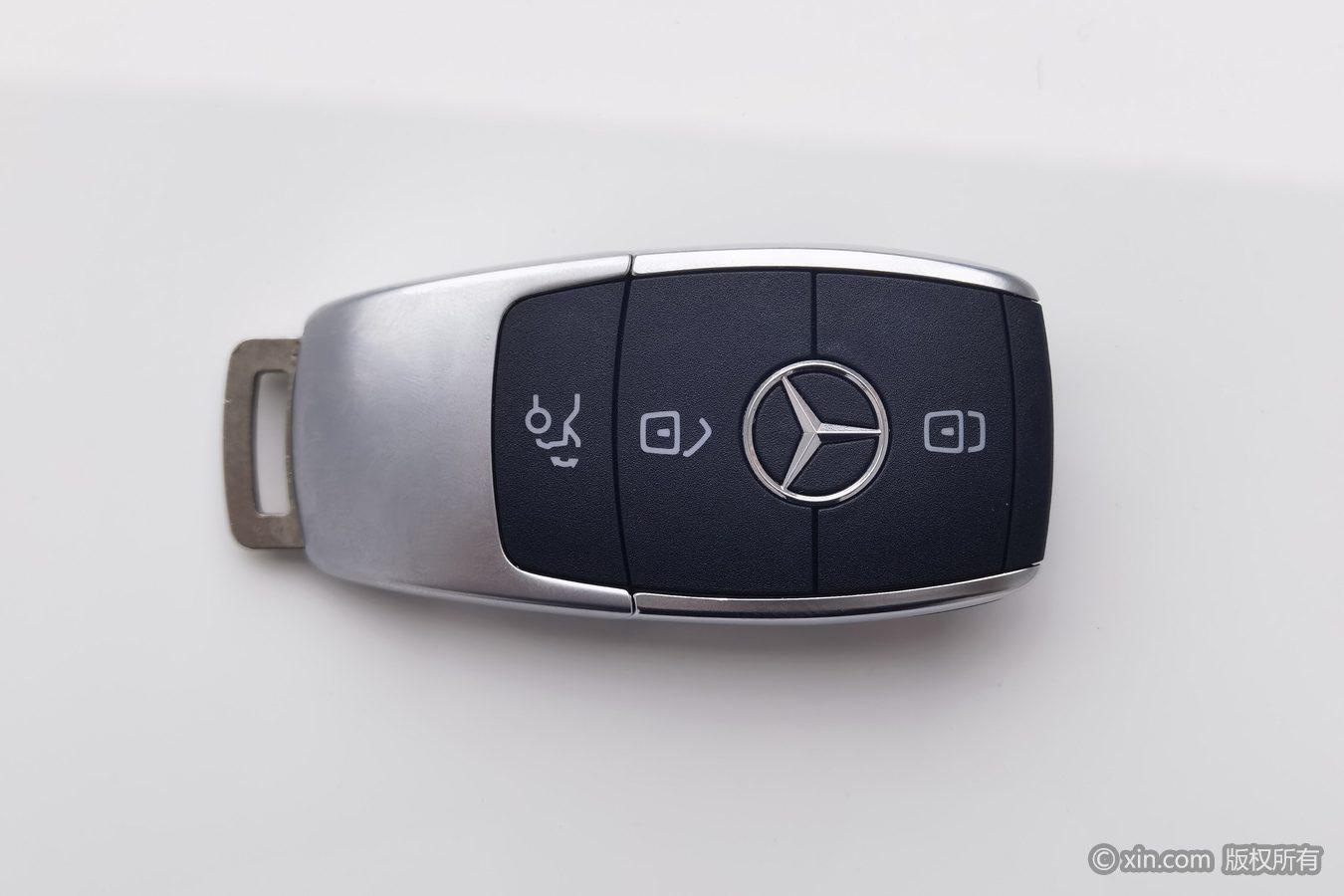 Mercedes-Benz GLB 2023 GLB 220