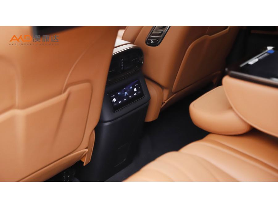 Yangwang U8 2023 Luxury