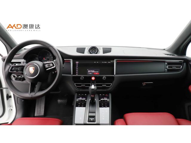 Porsche Macan 2022 Macan 2.0 T — фото 6