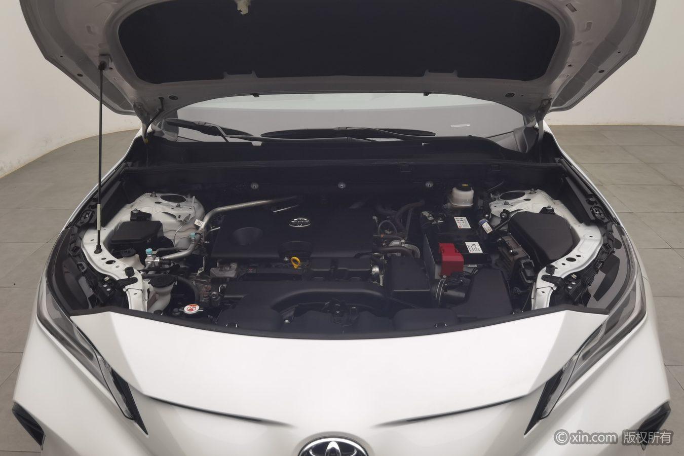 Toyota Venza 2024 2.0L CVT Luxury