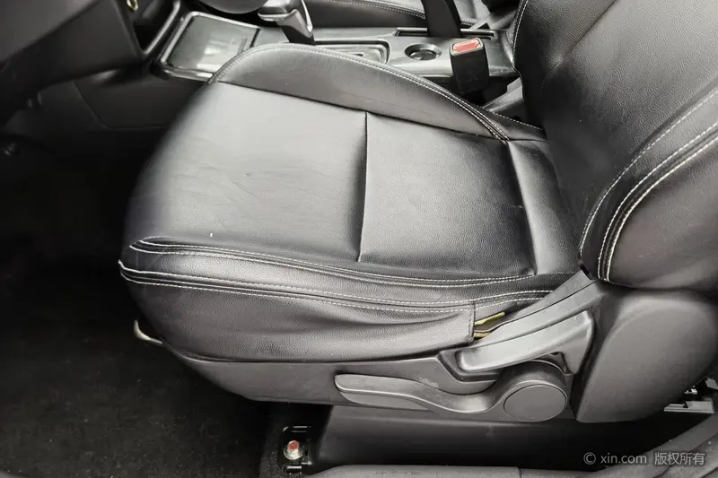 Mitsubishi Outlander — фото 13