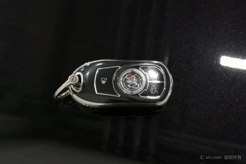 Buick Regal — фото 7