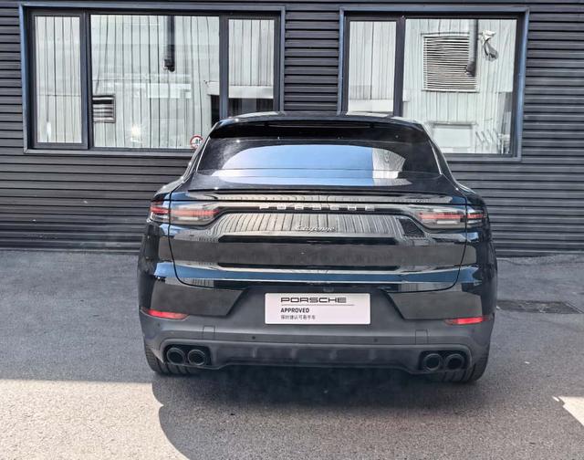 Porsche Cayenne Coupé 2019 Cayenne Coupé 3.0 T — фото 5