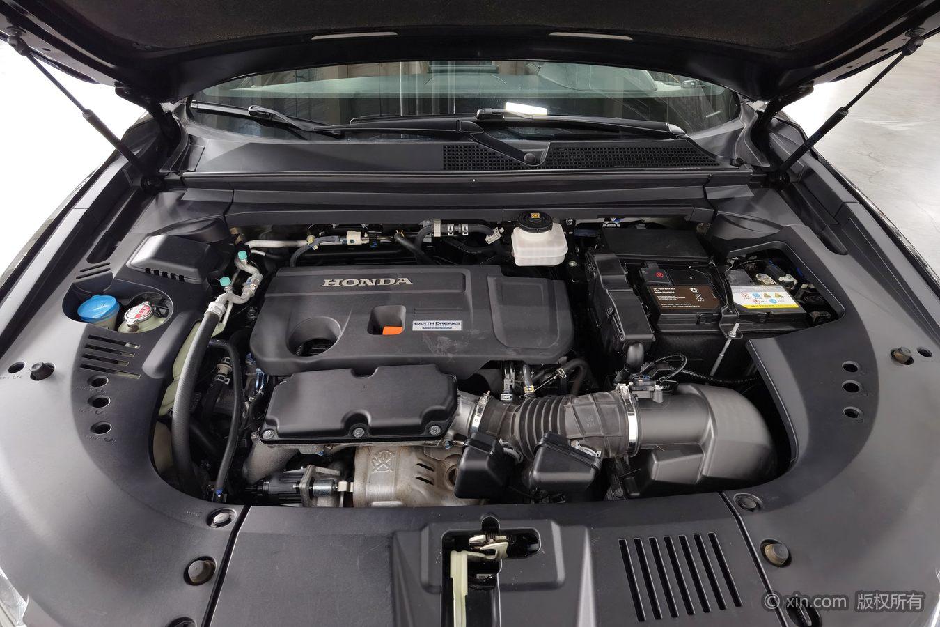 Honda UR-V 2017 370TURBO Luxury V