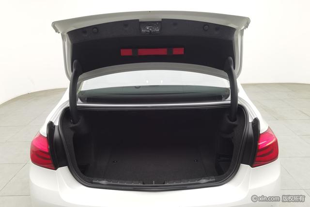 BMW 3 series 2019 Белый из Китая, фото 2