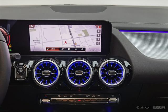 Mercedes-Benz GLA 2022 GLA 220 4 MATIC — фото 12