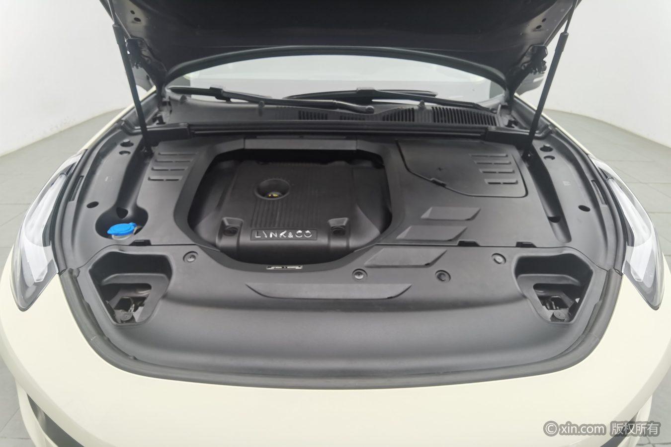 Lynk & Co 02 2019 2.0T AT Pro VI