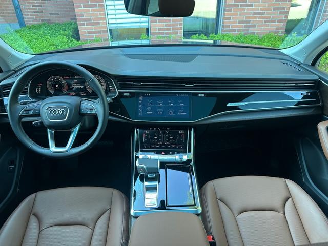 Audi Q7 2024 — фото 14
