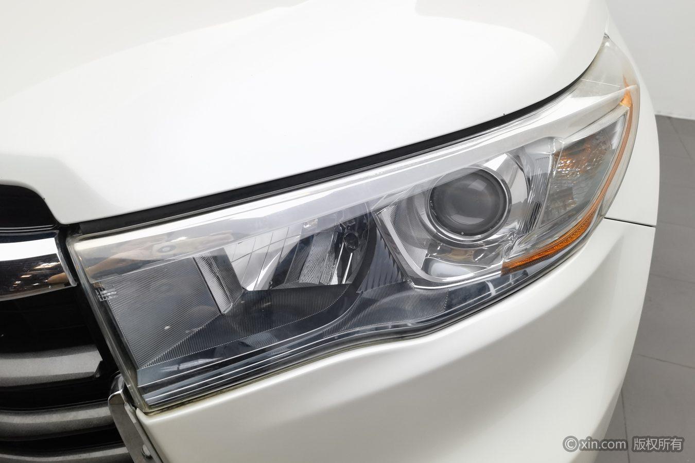Toyota Highlander 2015 3.5L Luxury 7 мест